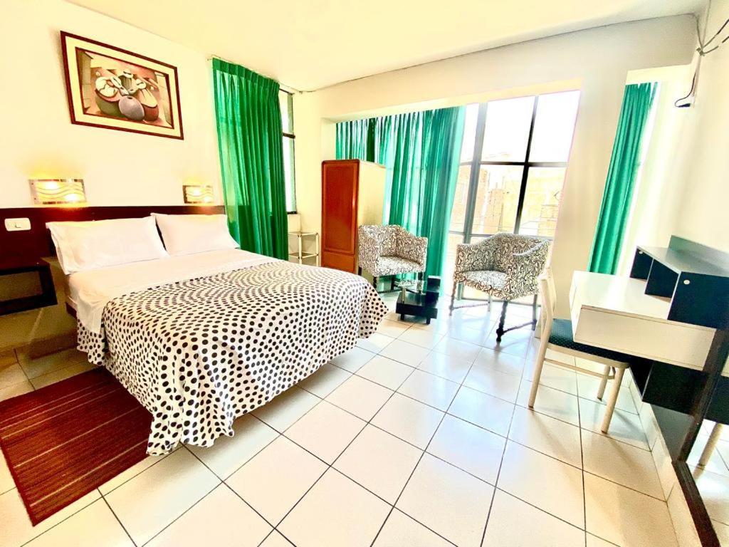 CasaHotel Jockey Plaza Mall Lima Exterior foto